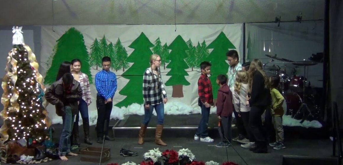 Christmas Shoe Tree 17 12 03